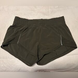 Lululemon Hotty Hot High Rise Short 2.5”